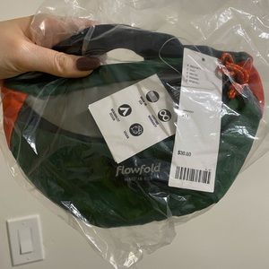 NWT UO colorblock Fanny pack